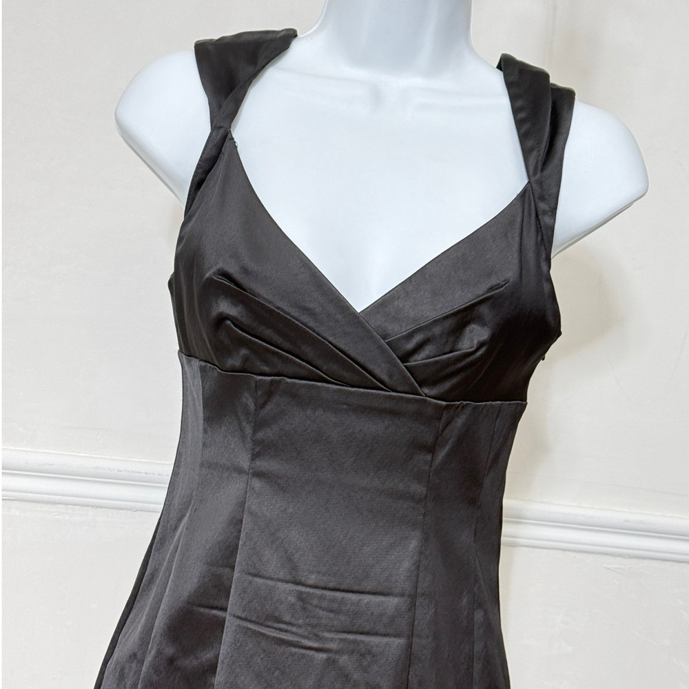 Bebe Womens Black Satin V-Neck Pleated Cocktail Sheath Dress Sleeveless 75446102